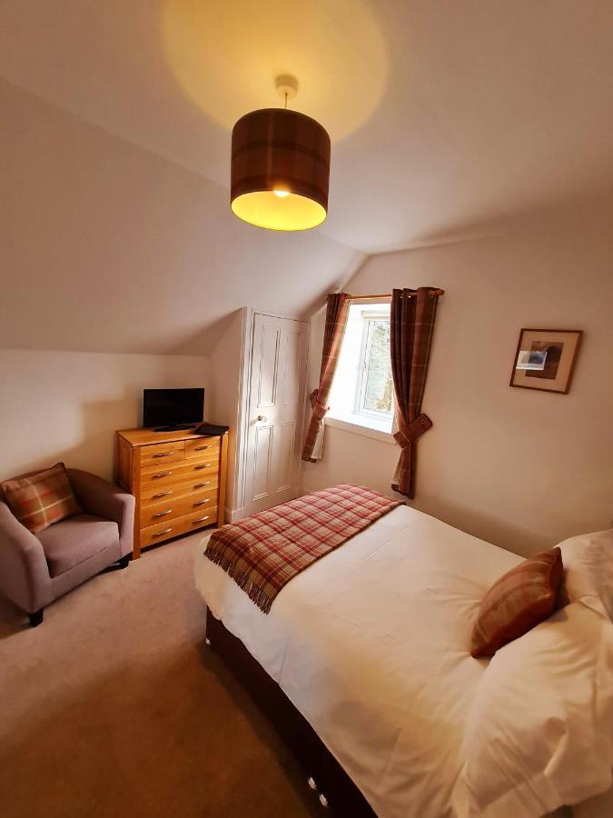 Atholl House Skye Hotel ดันวีแกน ภายนอก รูปภาพ