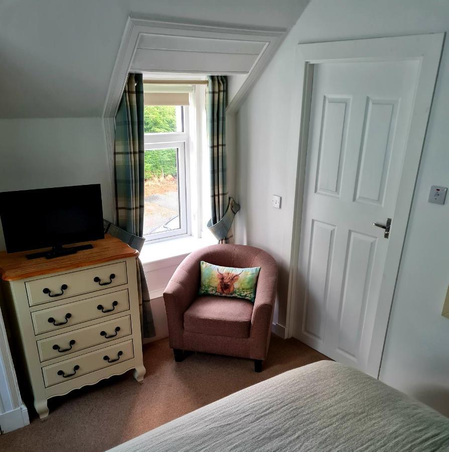 Atholl House Skye Hotel ดันวีแกน ภายนอก รูปภาพ