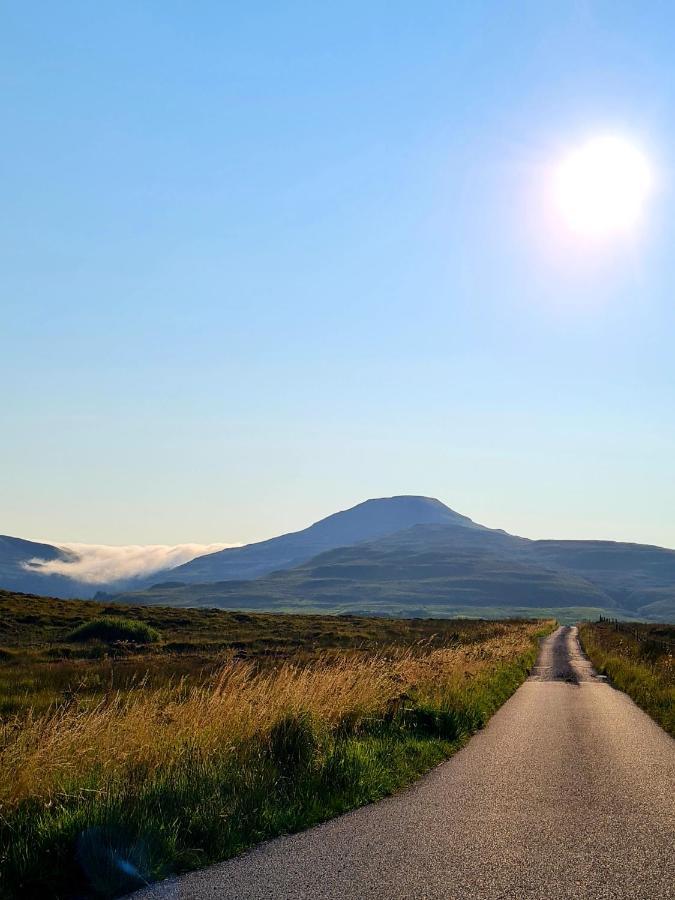 Atholl House Skye Hotel ดันวีแกน ภายนอก รูปภาพ