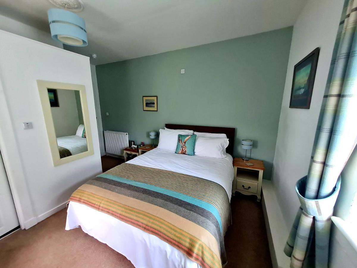 Atholl House Skye Hotel ดันวีแกน ภายนอก รูปภาพ