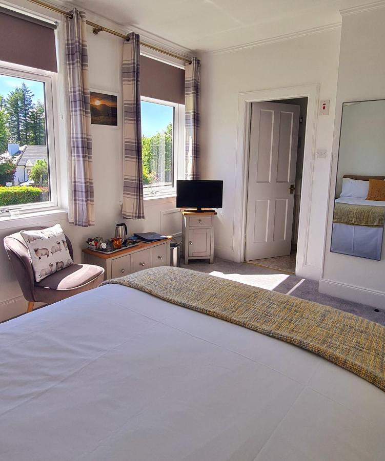 Atholl House Skye Hotel ดันวีแกน ภายนอก รูปภาพ