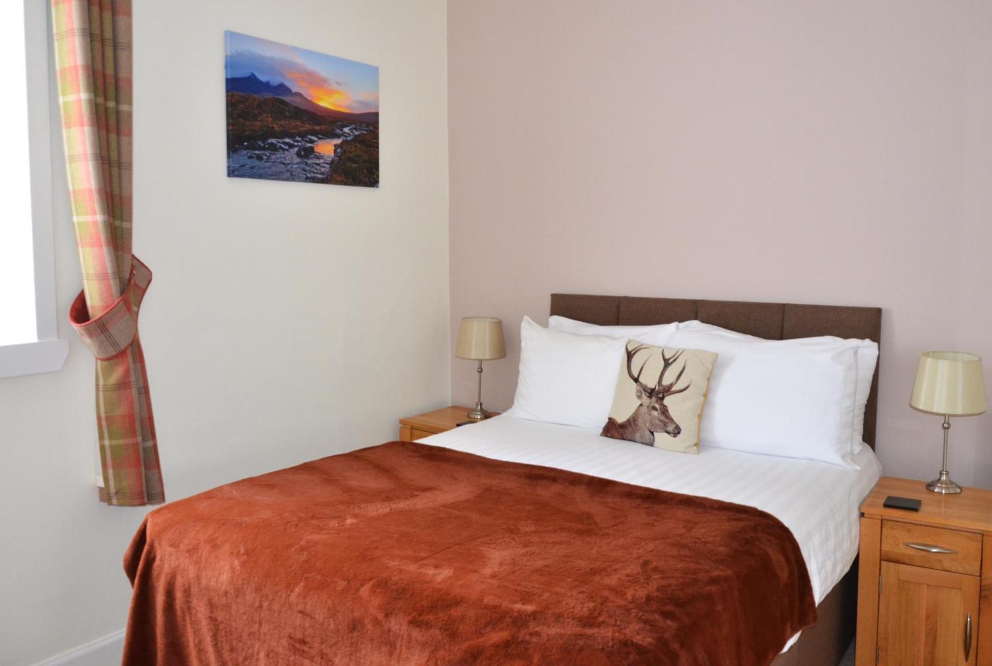 Atholl House Skye Hotel ดันวีแกน ภายนอก รูปภาพ