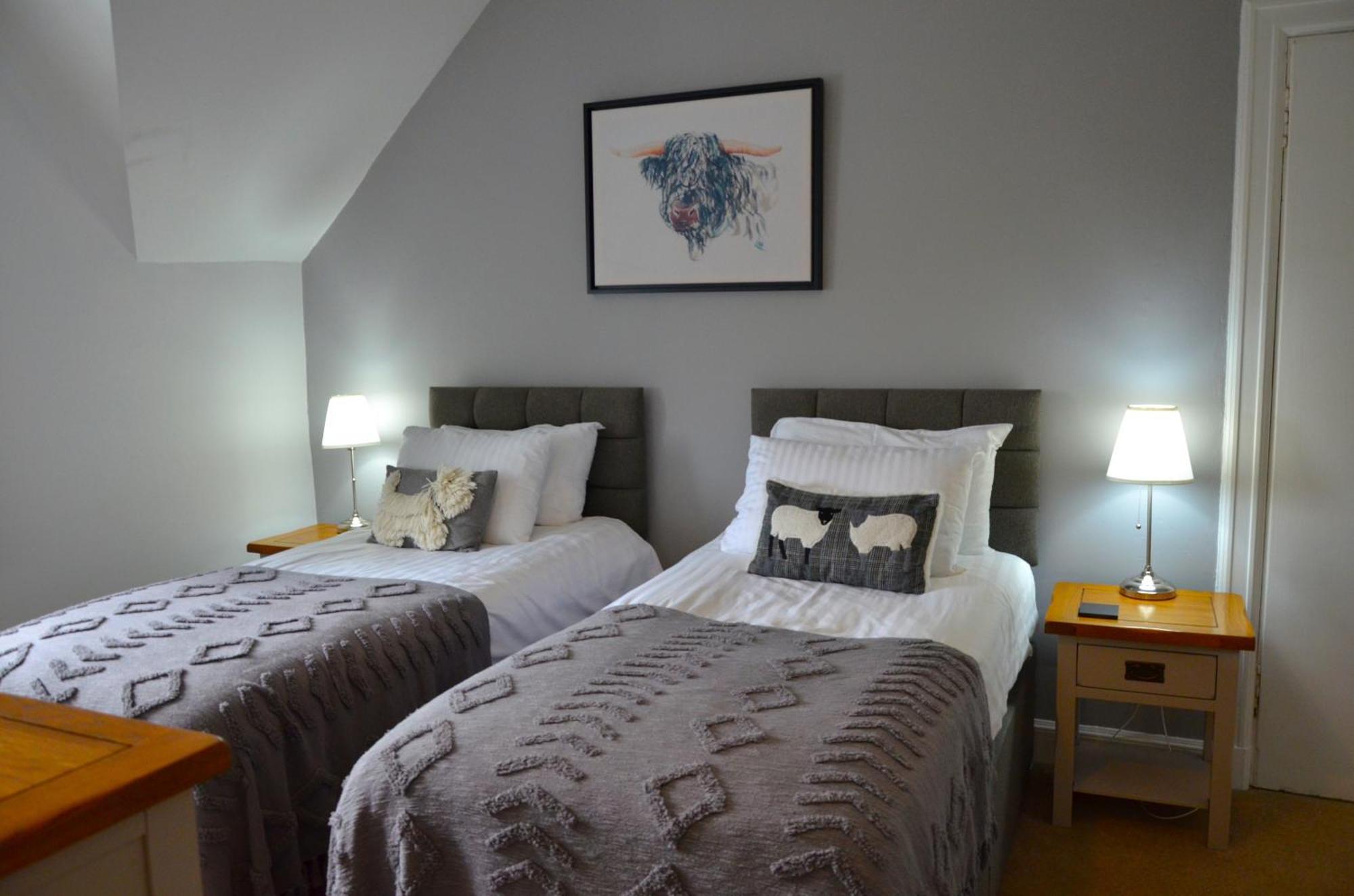 Atholl House Skye Hotel ดันวีแกน ภายนอก รูปภาพ