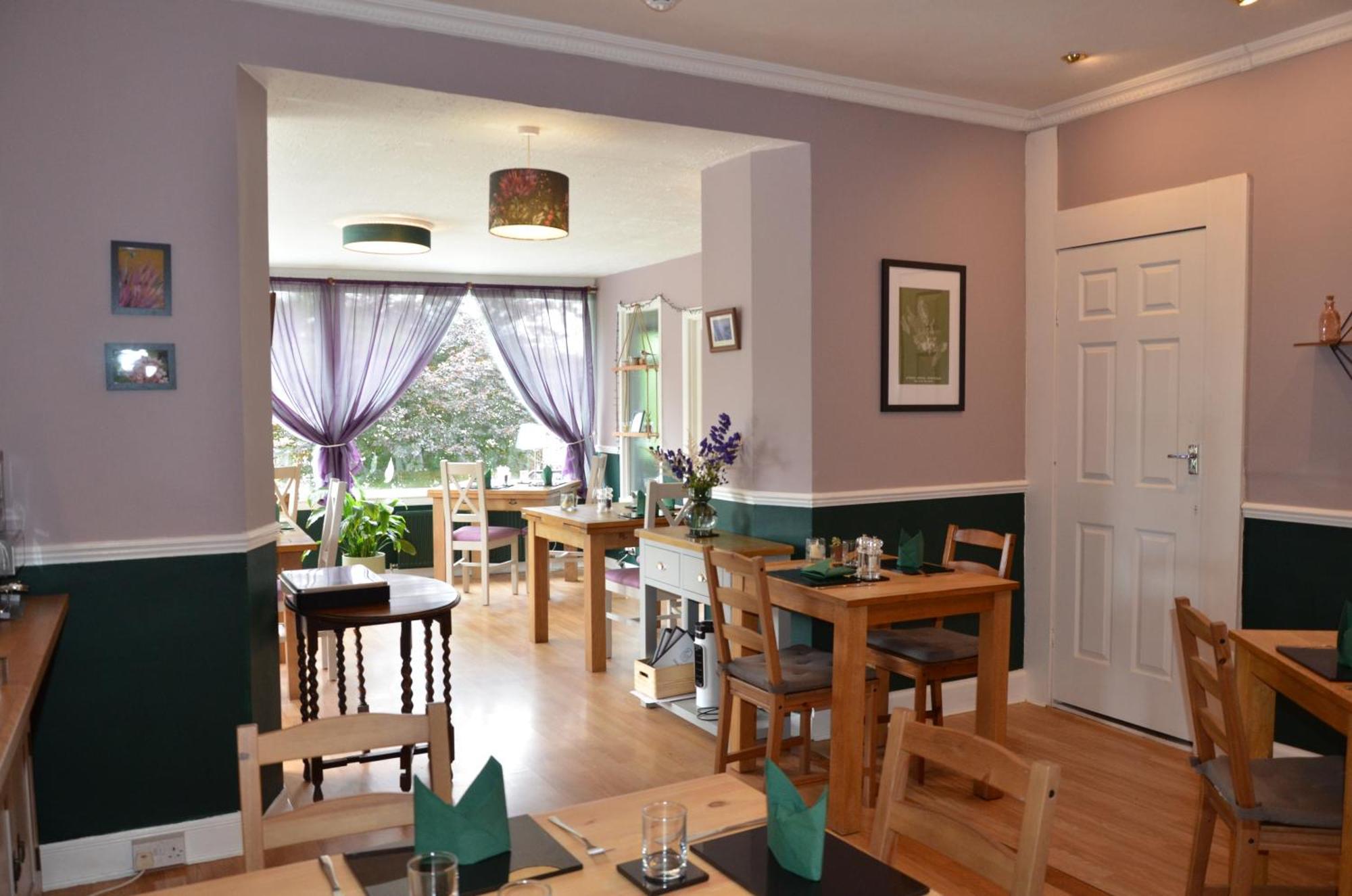 Atholl House Skye Hotel ดันวีแกน ภายนอก รูปภาพ